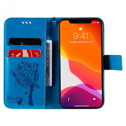 Kotelo iPhone 13:lle Puu ja kissa, jossa on kiinnityslenkki