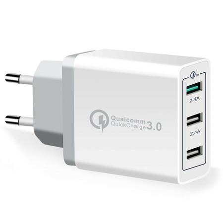 3-porttinen nopea USB-lataussovitin